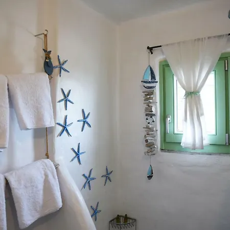 Otzias Green Cottage Holiday home *